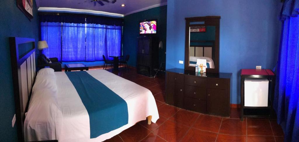 Hotel Paraiso Del Valle Ciudad Constitución Exteriör bild